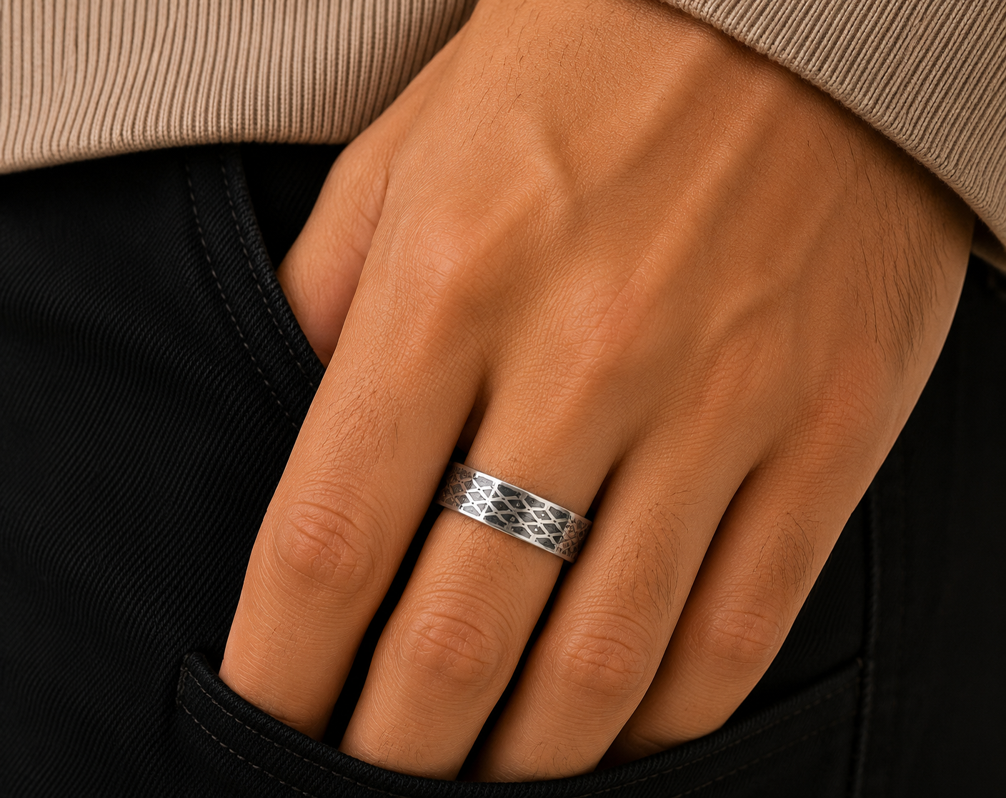 Bague Motif Géométrique Argentée – Taille 21