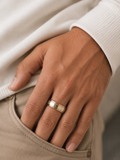 Bague Jésus Dorée en Acier Inoxydable – Taille 66 (21 mm) – Mixte